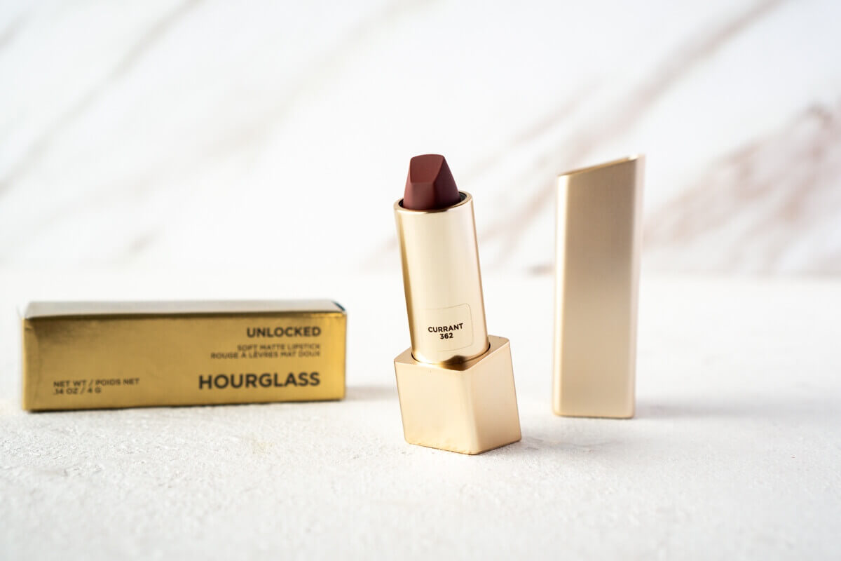 Hourglass Unlocked Soft Matte Lipstick - Currant -