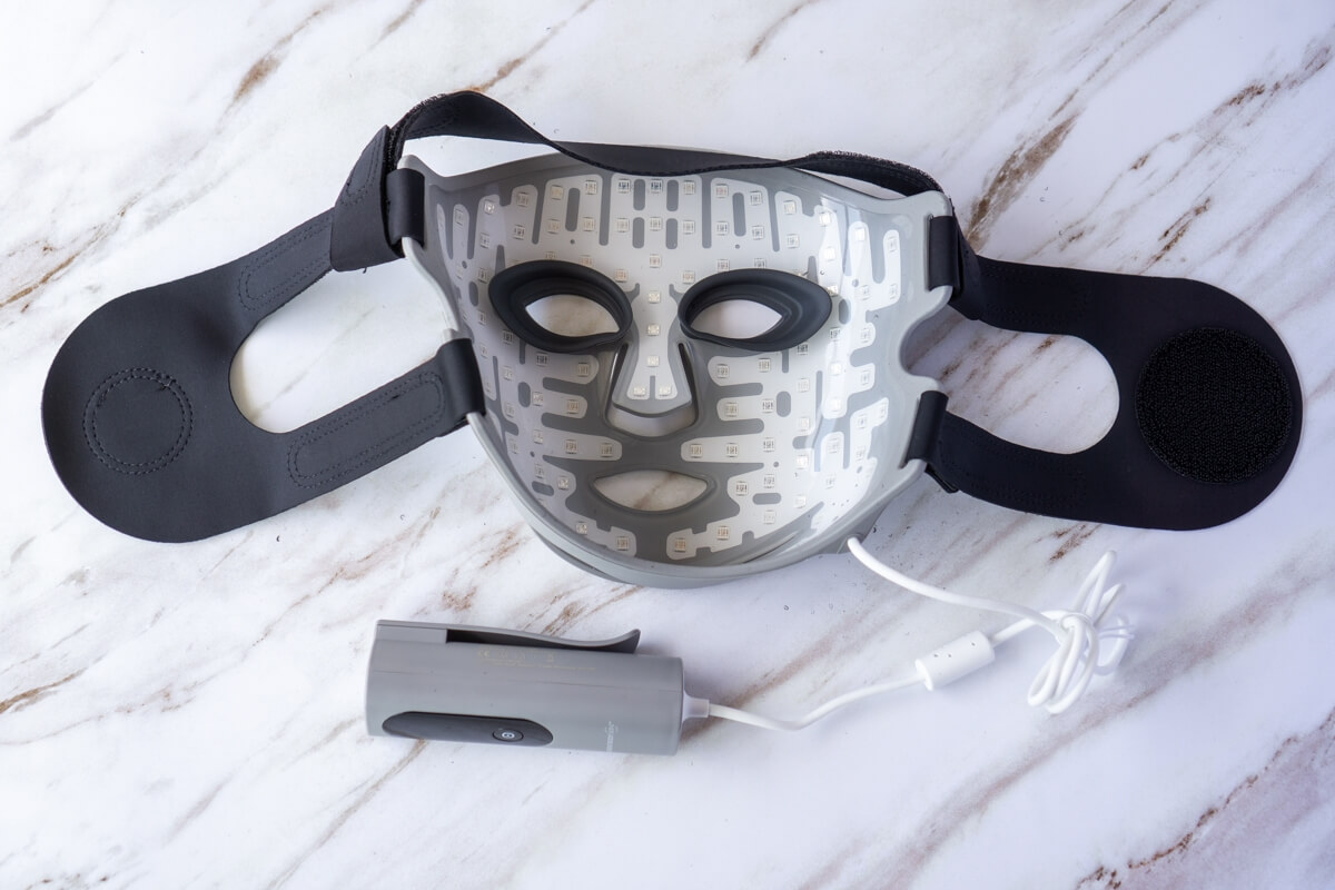 今までにない高機能！CurrentBody LED マルチライト マスクがついに