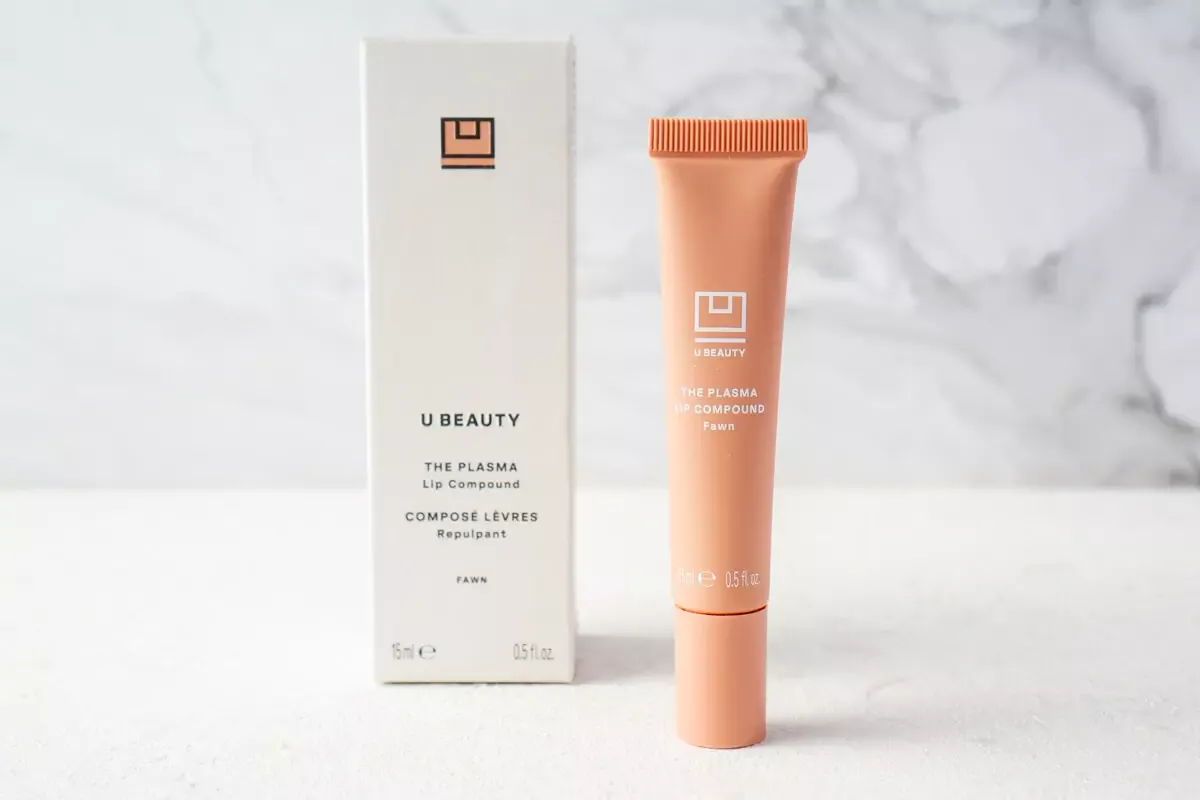 U BEAUTY The Plasma Lip Compound - Fawn-